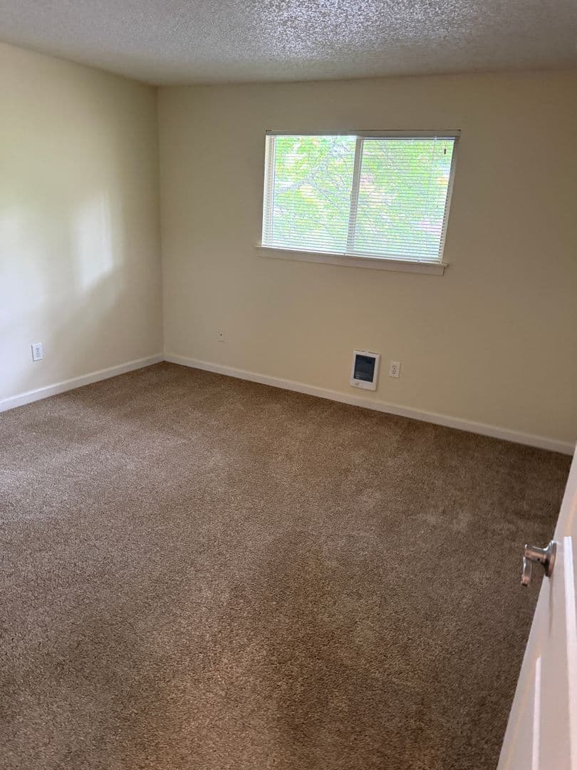 Portland Apartment: 7724-7810 SW 30th Ave