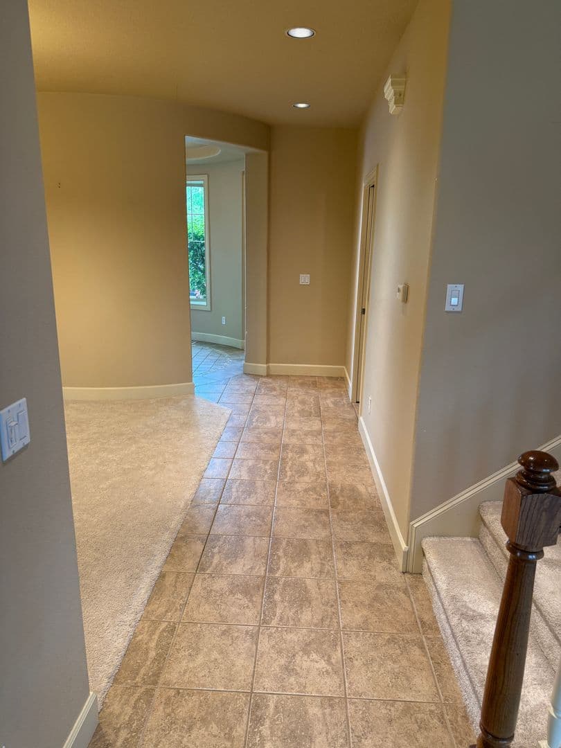 Portland House: 21130 NW Galice Lane