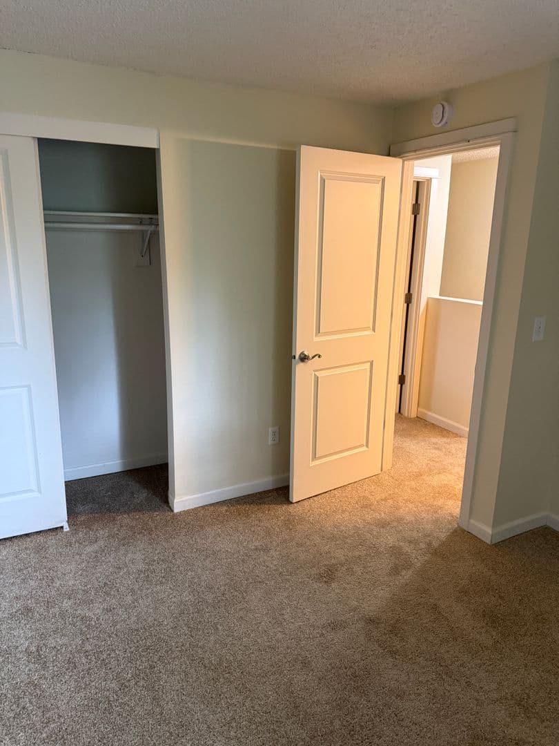 Portland Apartment: 7724-7810 SW 30th Ave