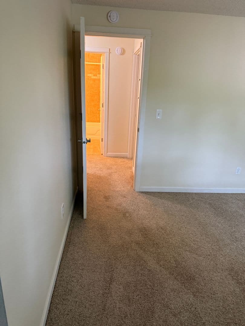 Portland Apartment: 7724-7810 SW 30th Ave