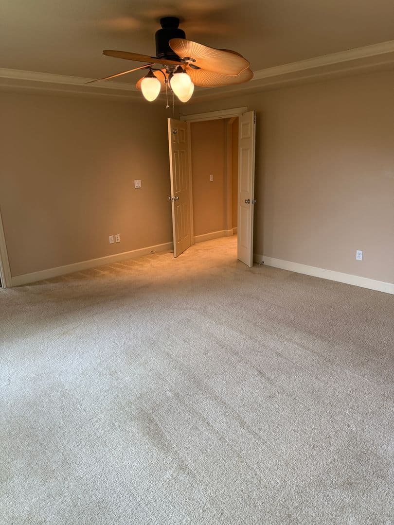 Portland House: 21130 NW Galice Lane