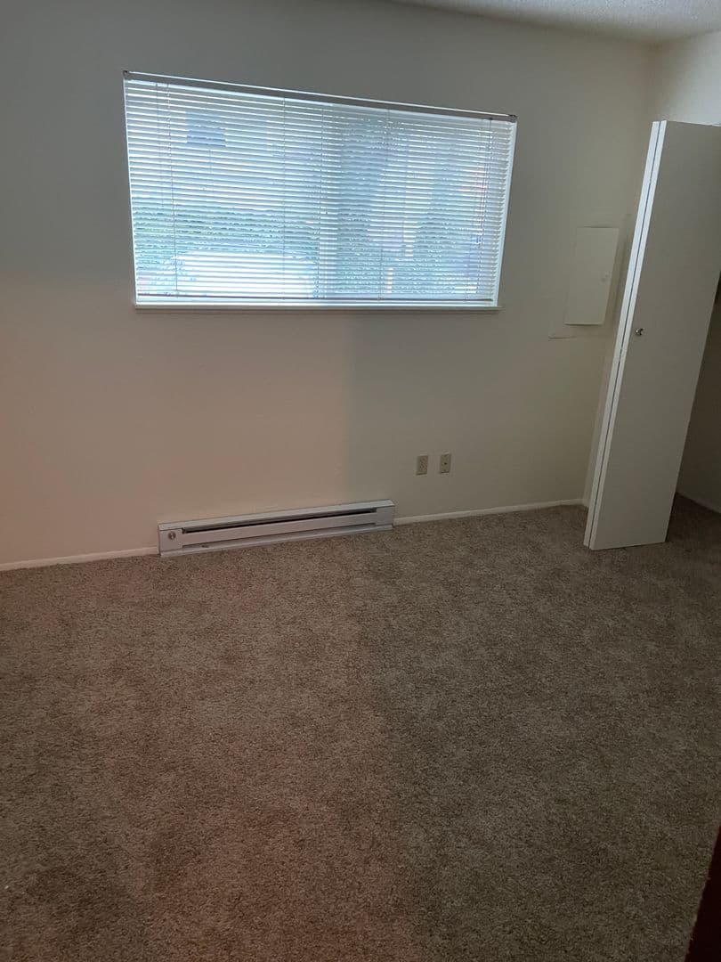 Portland Apartment: 4510 SW Martha St.