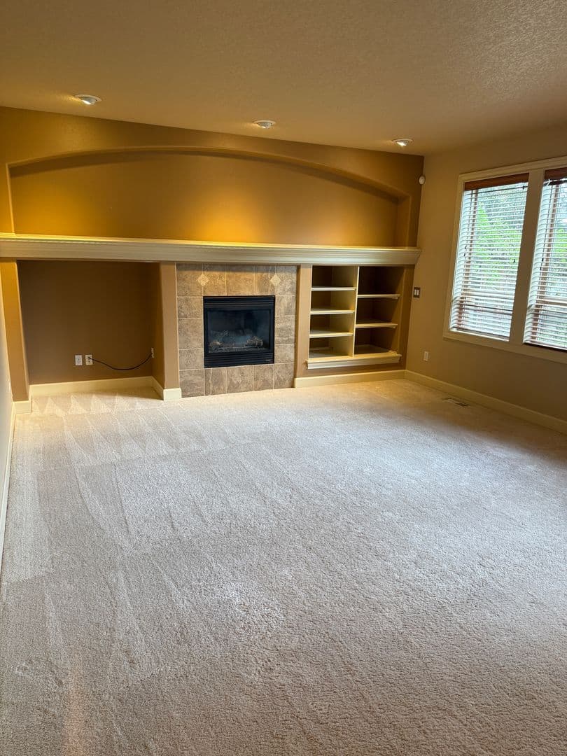 Portland House: 21130 NW Galice Lane