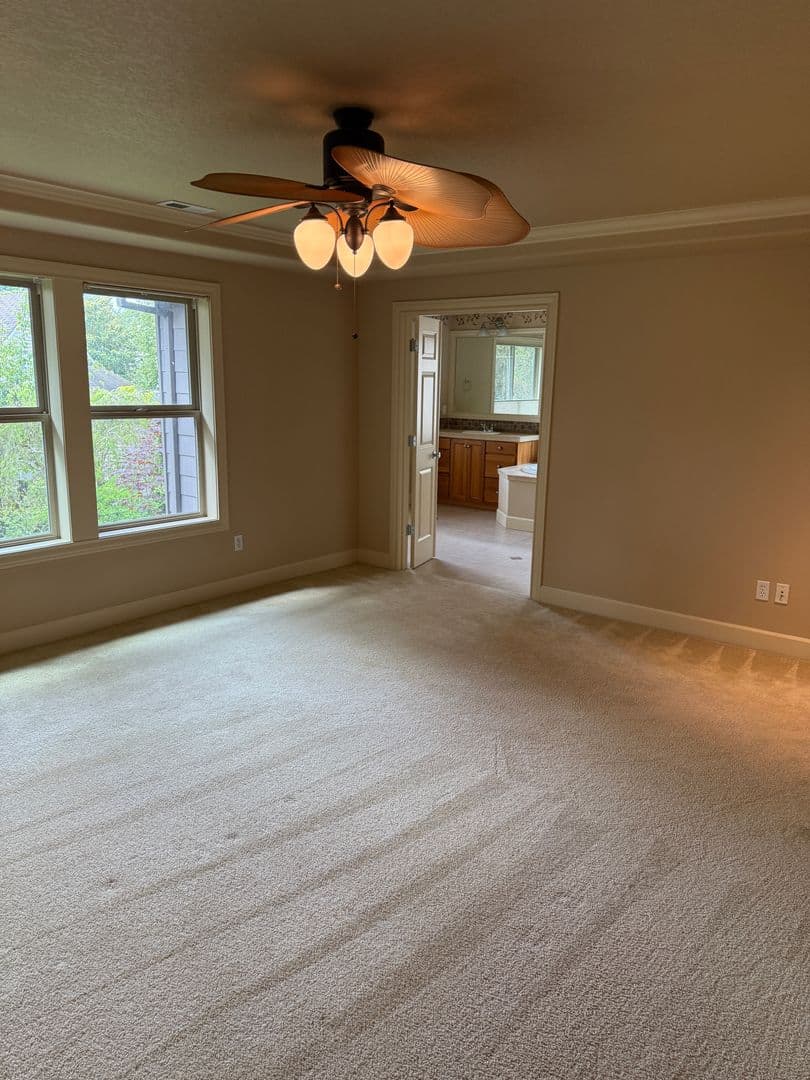 Portland House: 21130 NW Galice Lane