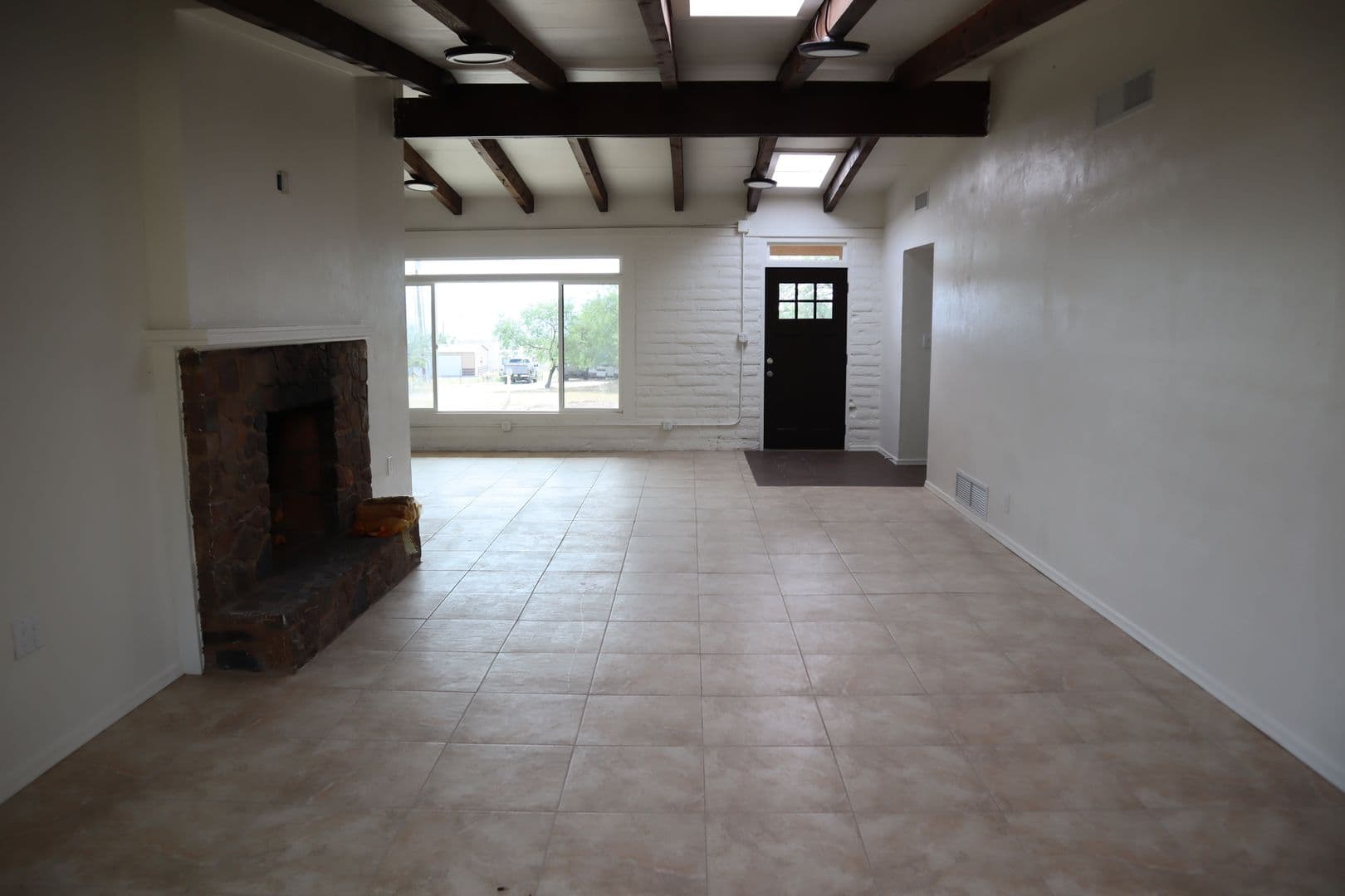 Hereford House: 8008 South Vato Lane