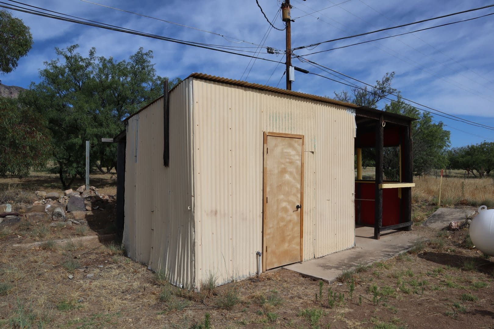Hereford House: 8008 South Vato Lane