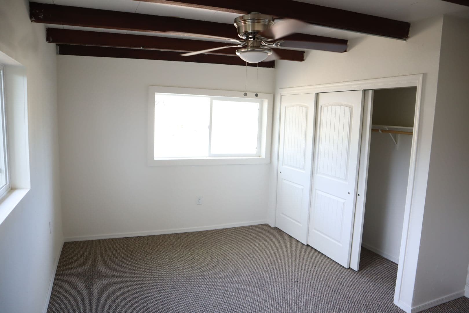 Hereford House: 8008 South Vato Lane