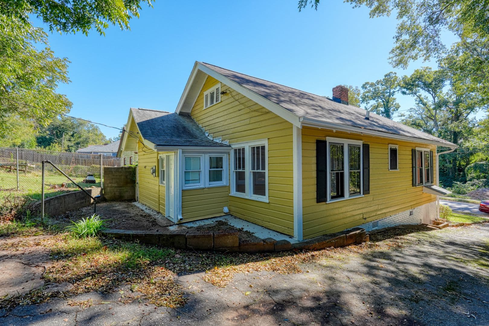 Spartanburg House: 270 Carlisle St