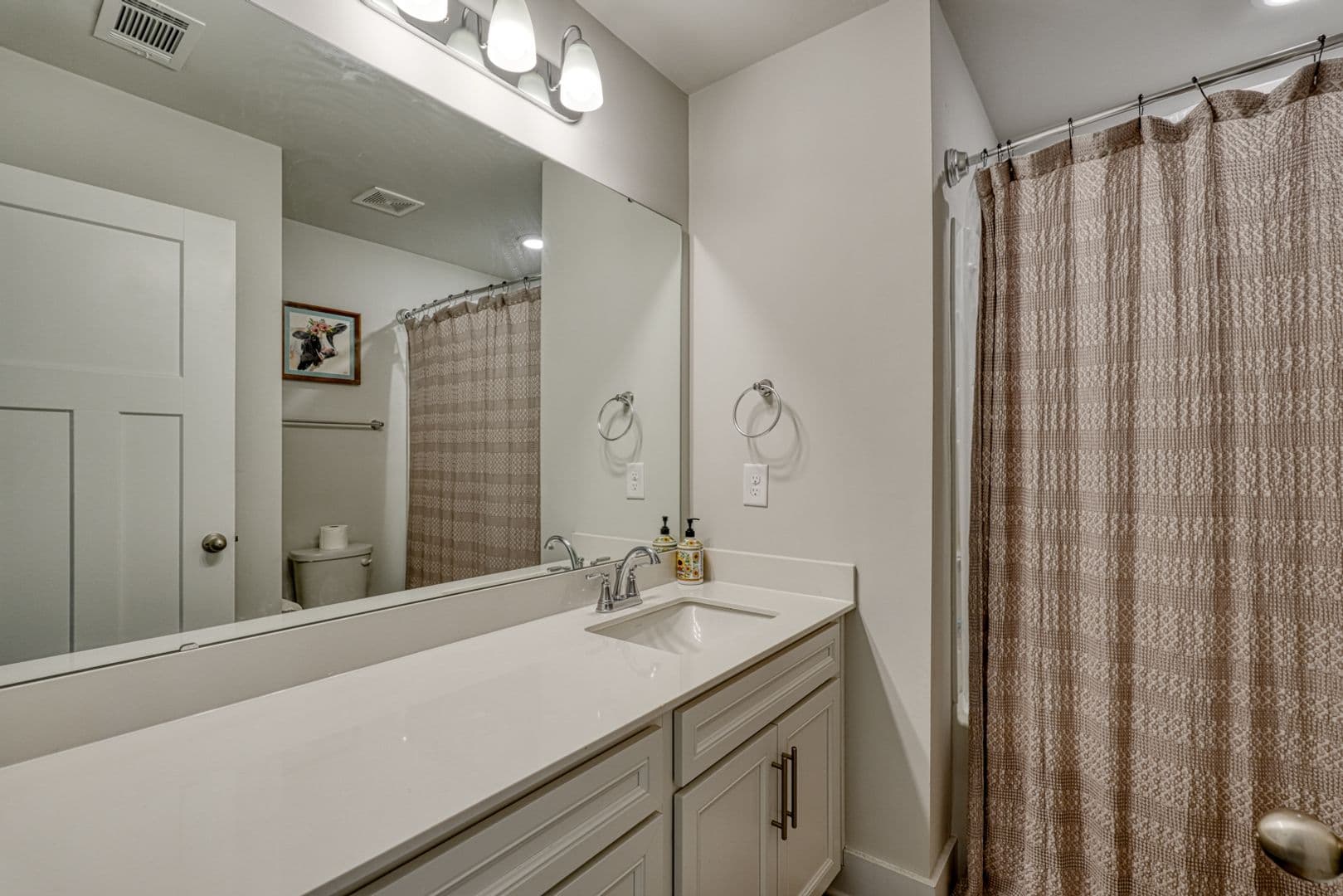 Moore House: 1376 Maplesmith Way