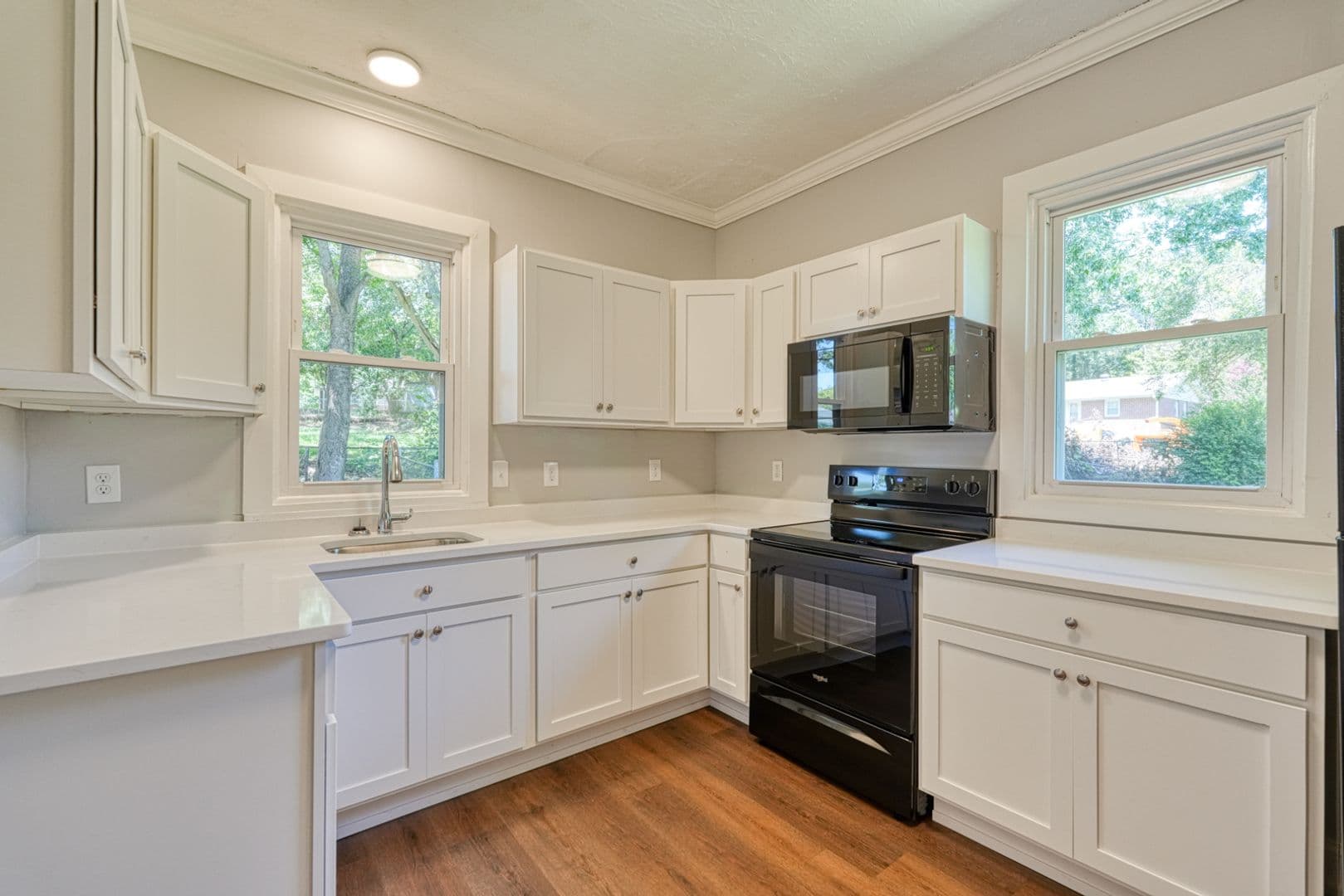 Greer House: 105 Beth St