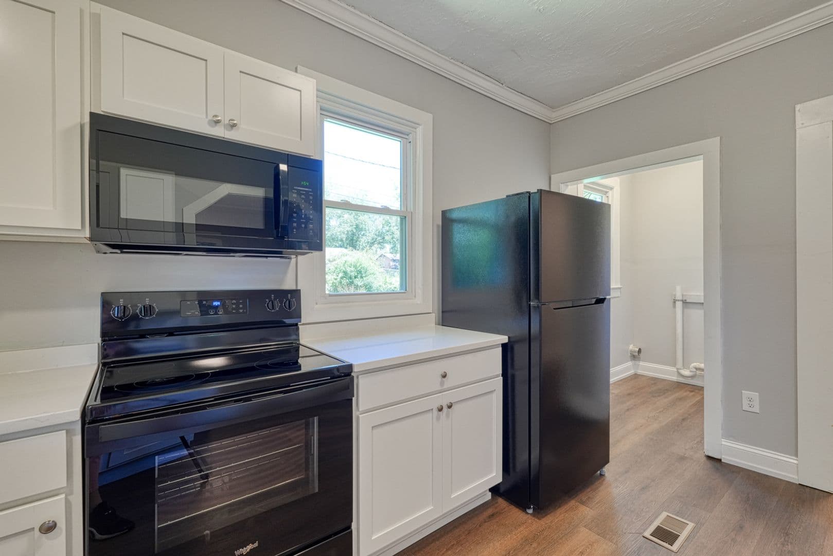 Greer House: 105 Beth St
