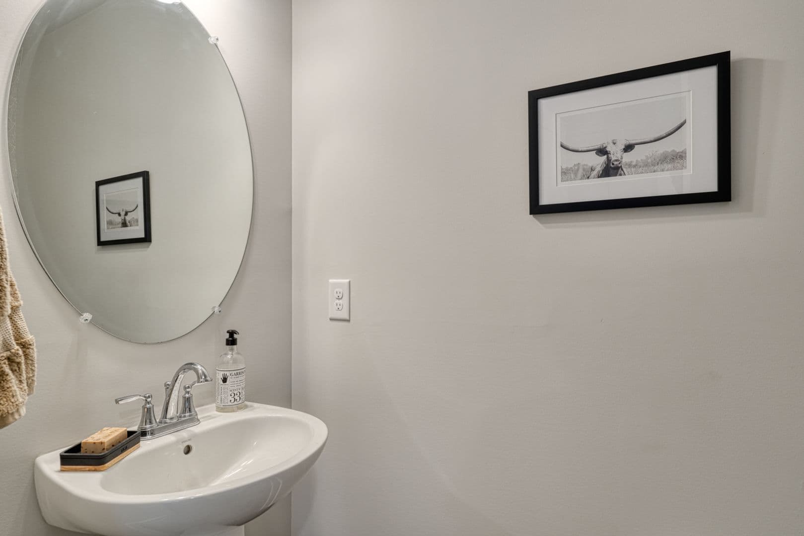 Moore House: 1376 Maplesmith Way