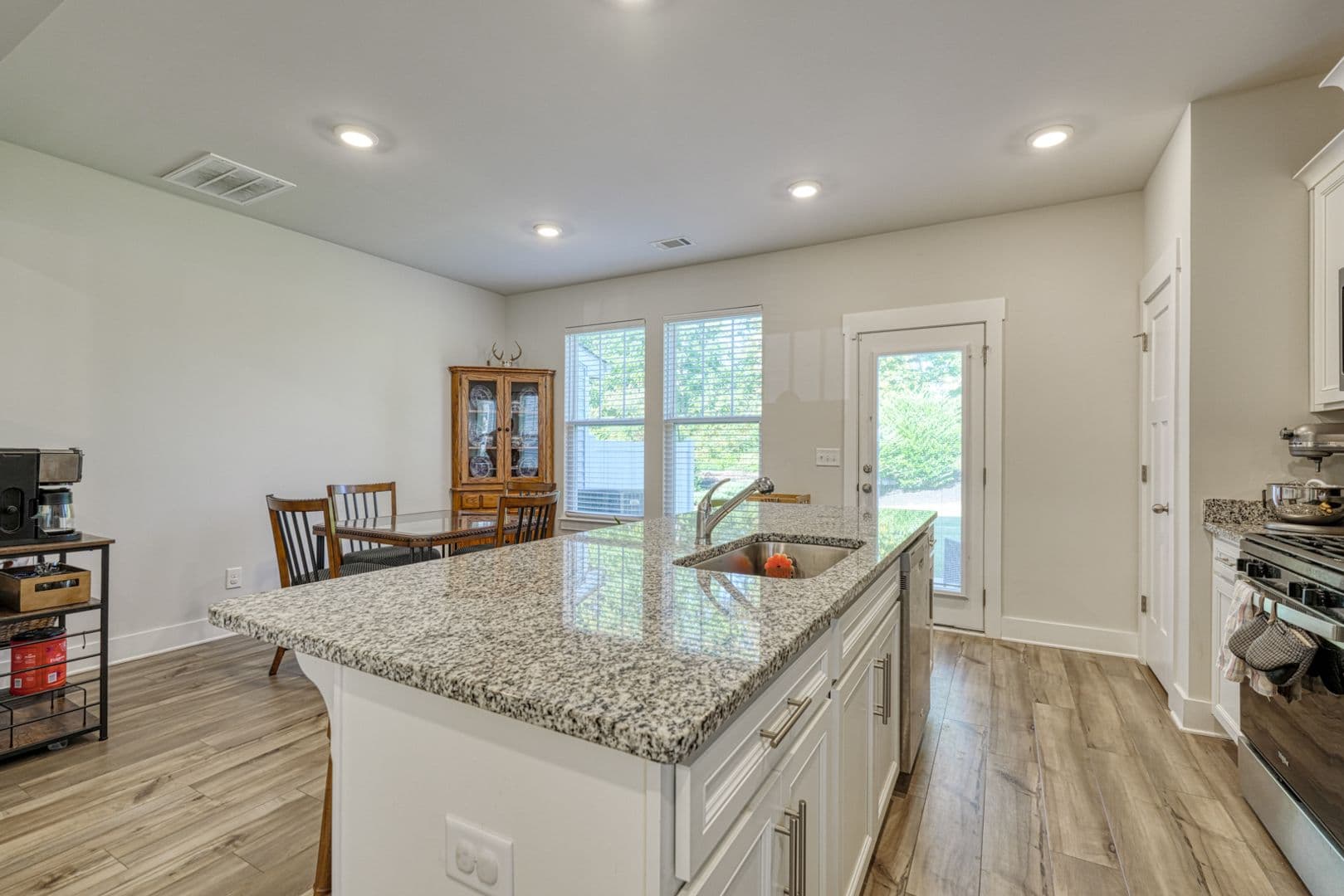 Moore House: 1376 Maplesmith Way