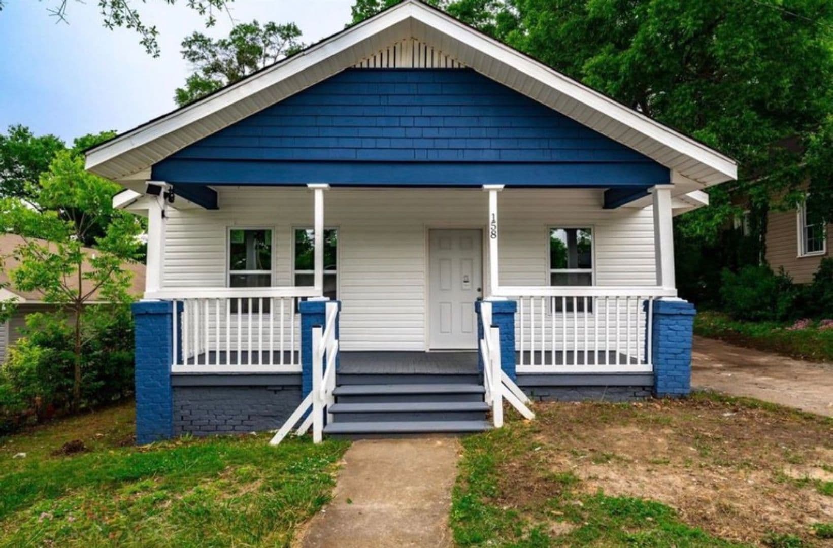 Spartanburg House: 158 Seay St.