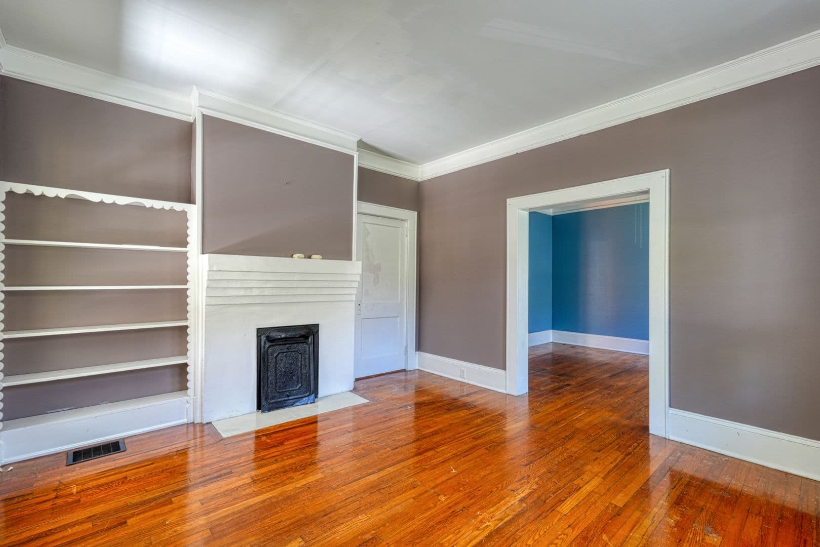Spartanburg House: 270 Carlisle St