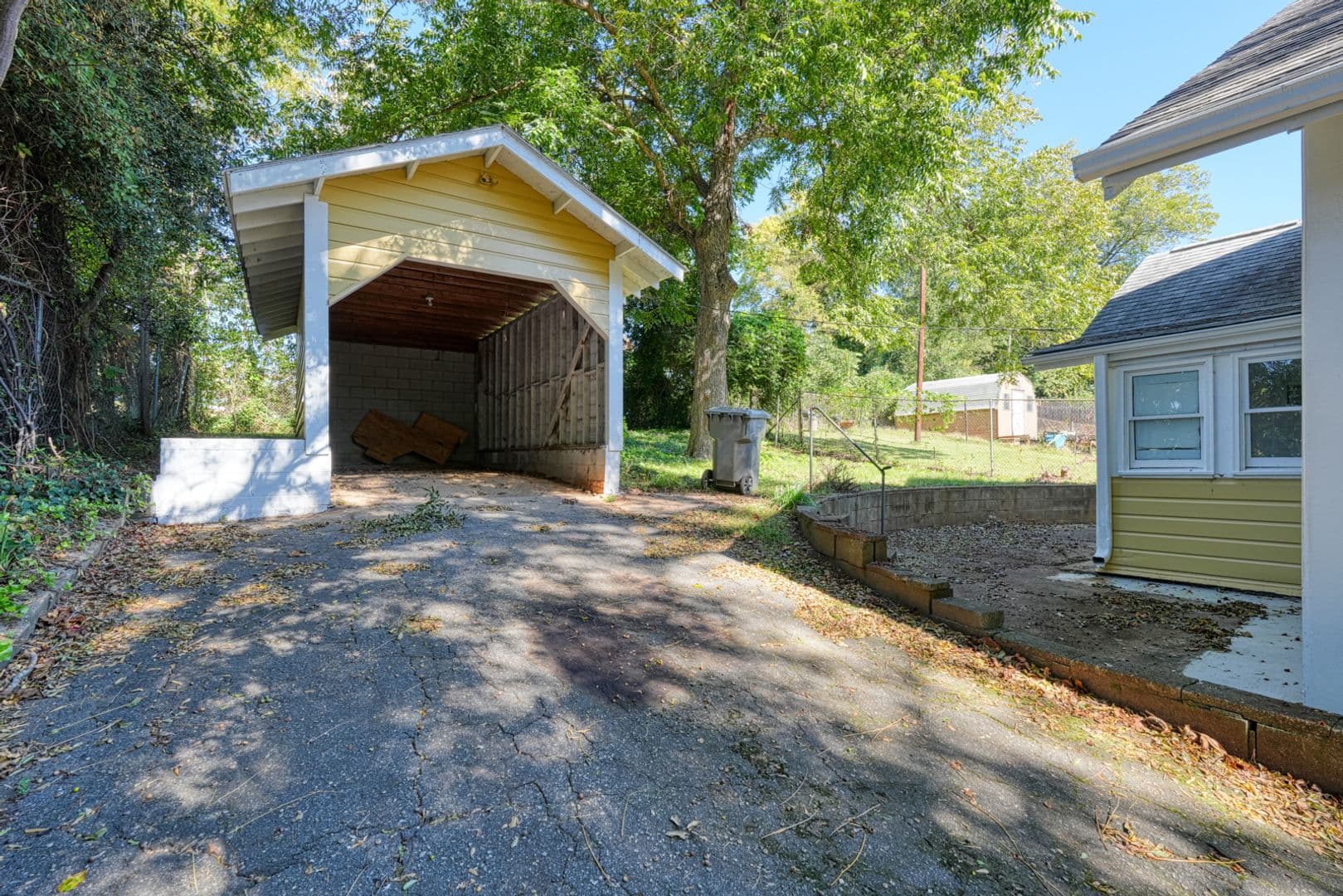 Spartanburg House: 270 Carlisle St