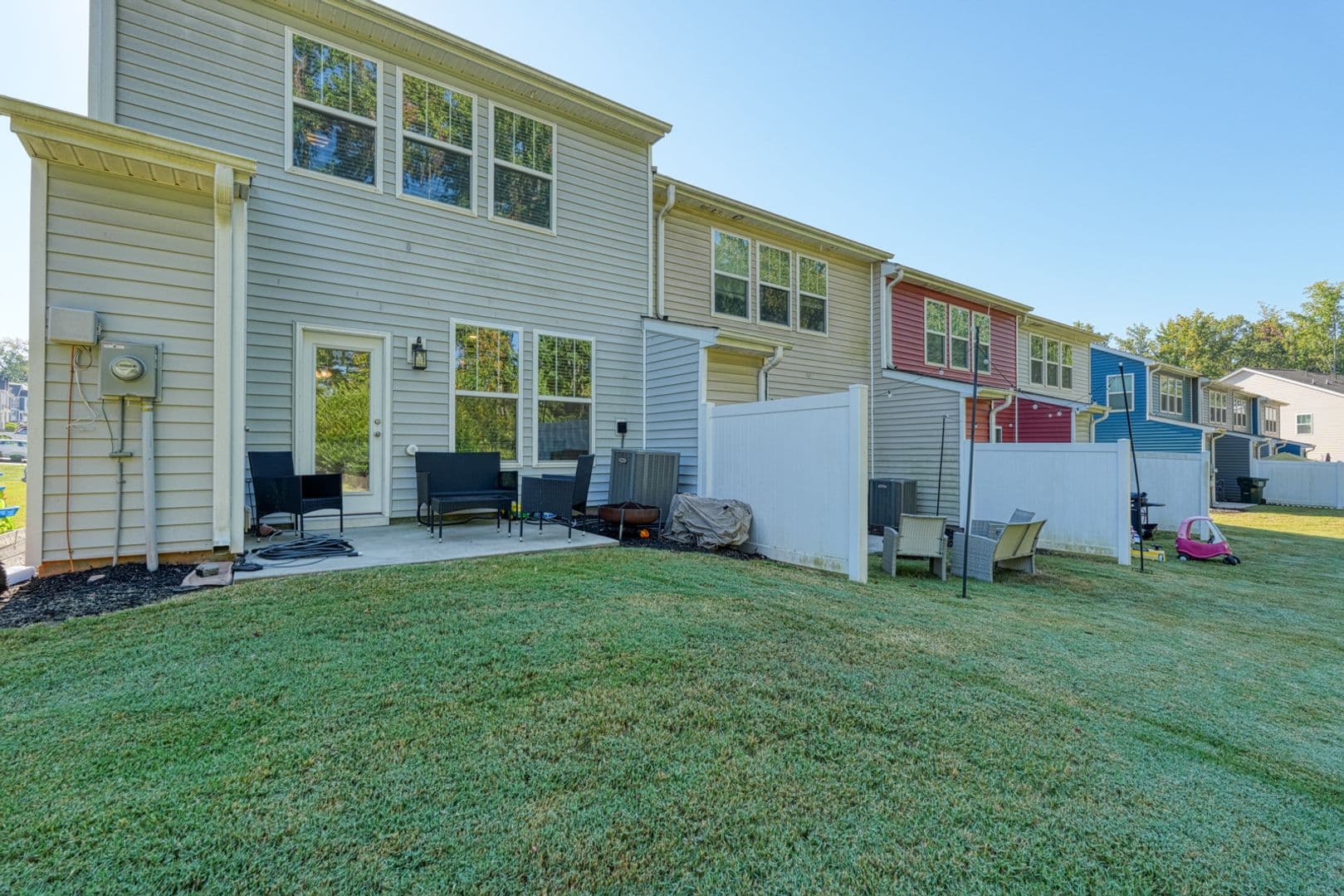 Moore House: 1376 Maplesmith Way