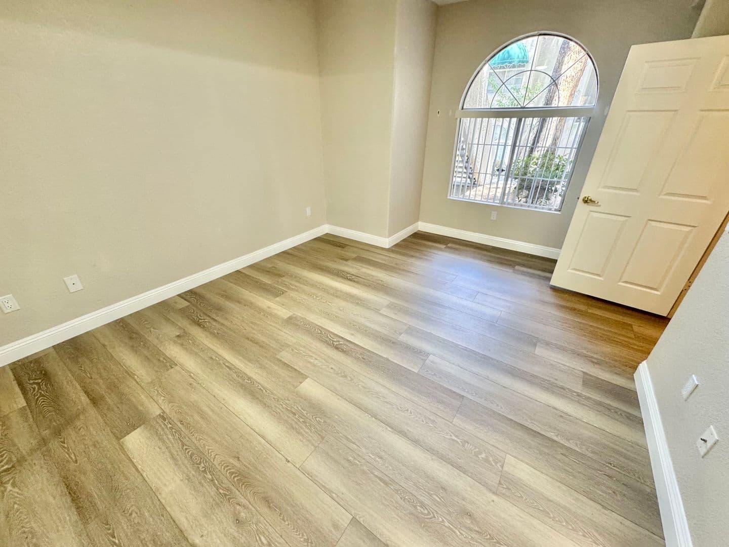 Henderson House: 2251 Wigwam Parkway #514