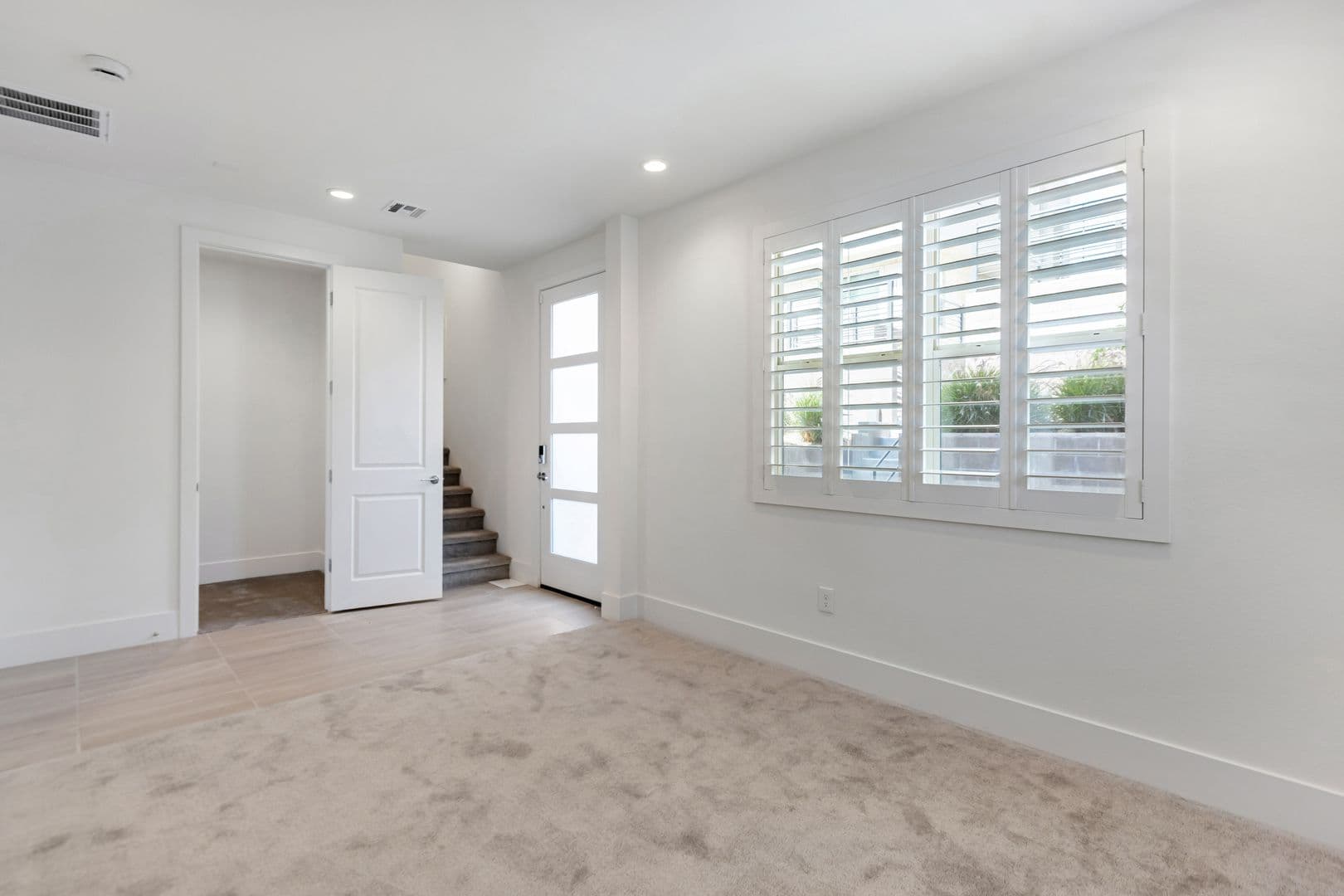 Las Vegas House: 647 Spotted Falcon St