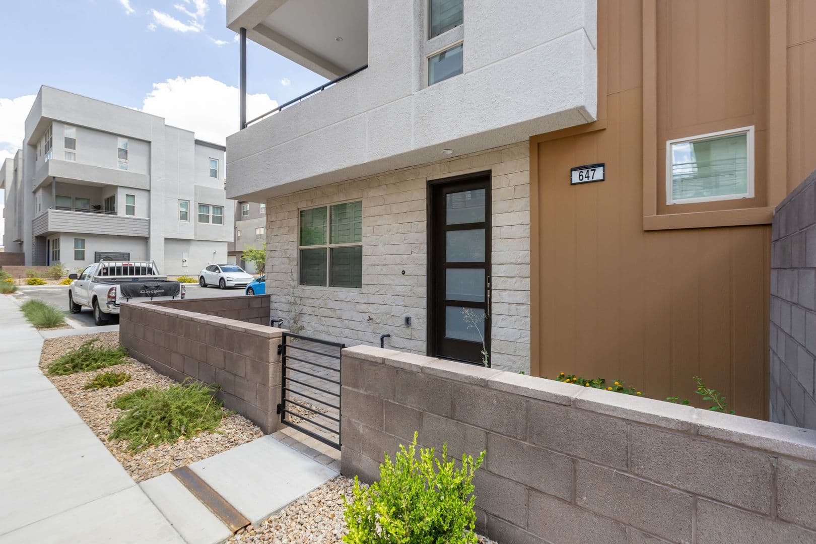 Las Vegas House: 647 Spotted Falcon St