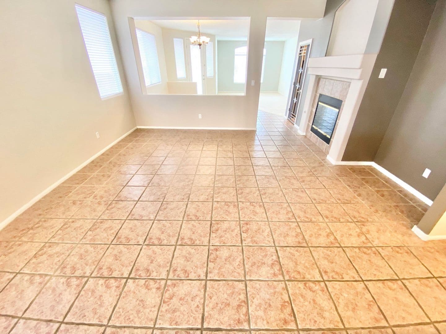 Las Vegas House: 208 Depaul Court