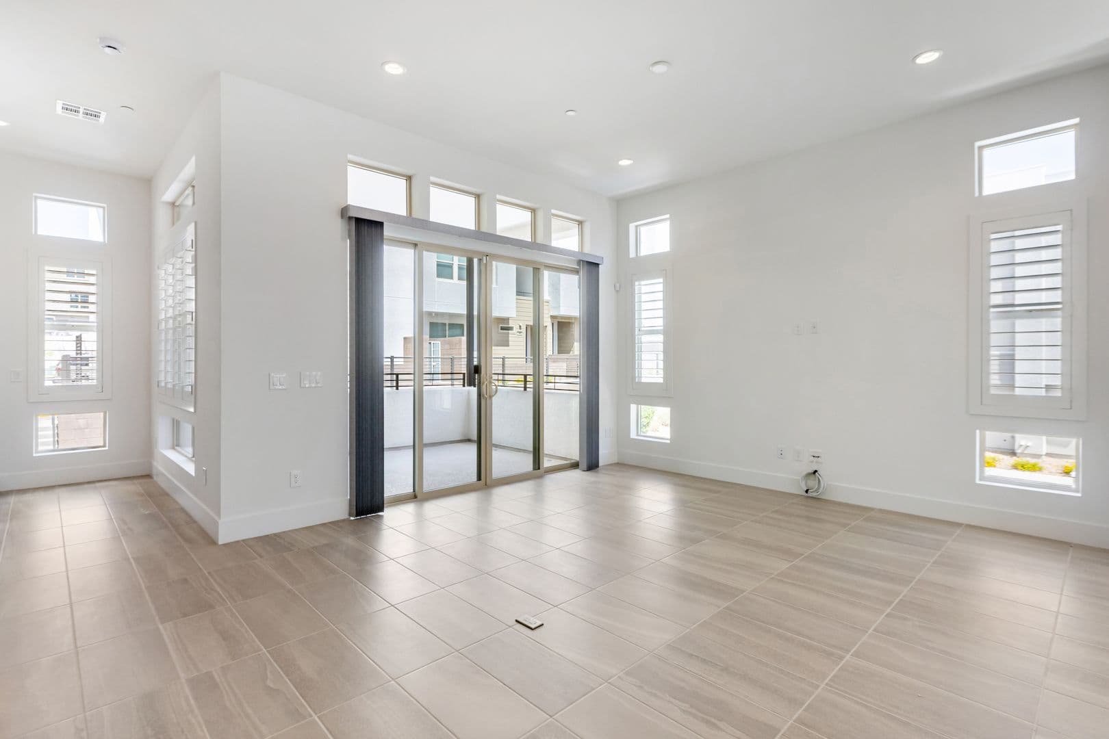 Las Vegas House: 647 Spotted Falcon St