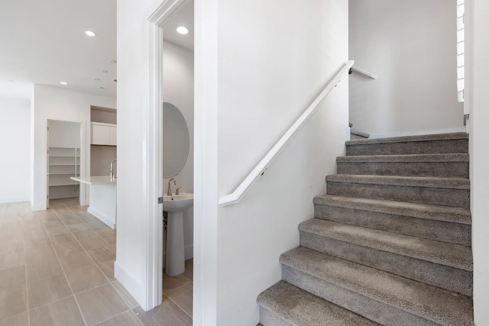 Las Vegas House: 647 Spotted Falcon St