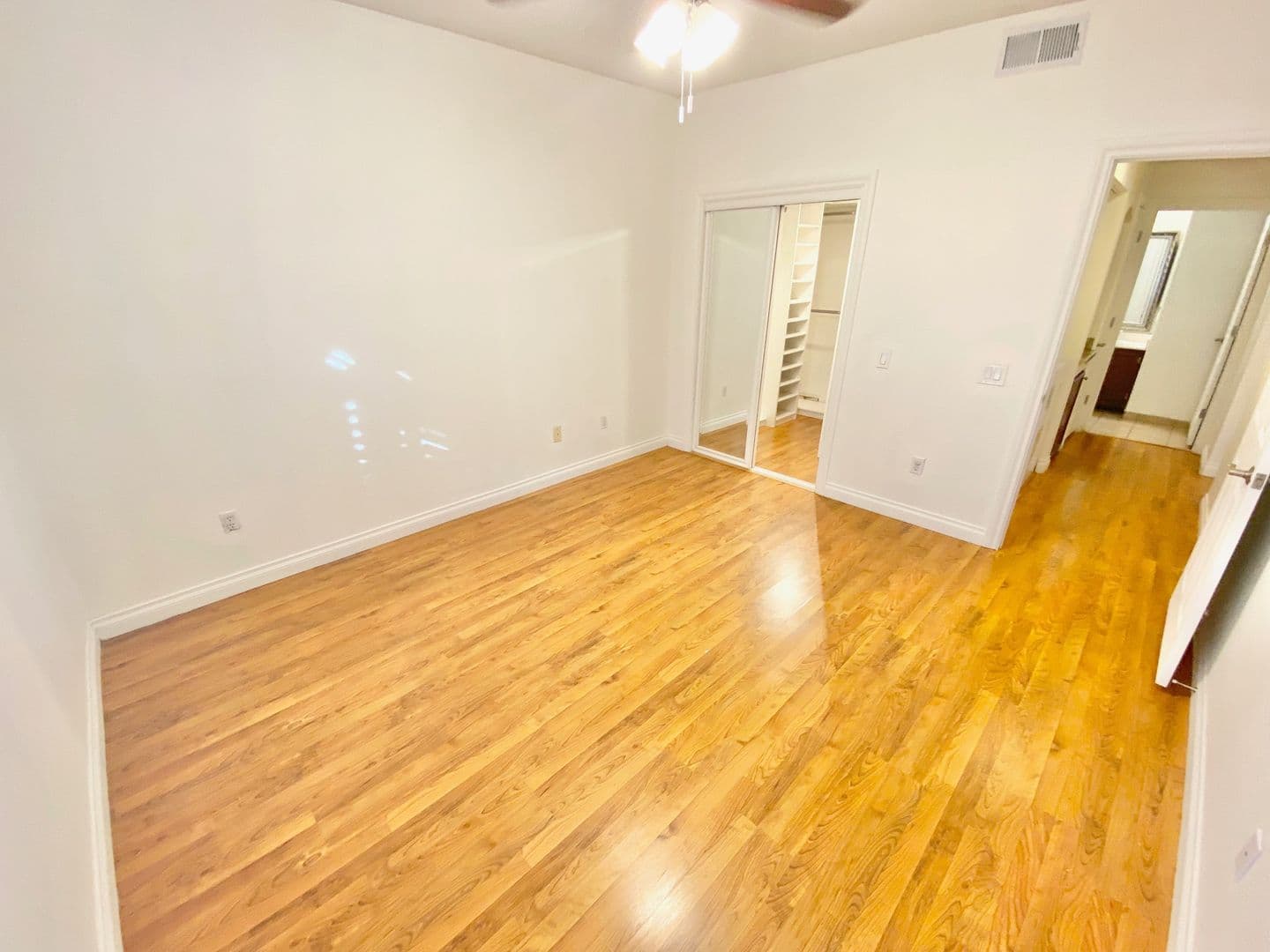 Las Vegas Condo: 5415 W Harmon Ave #1037