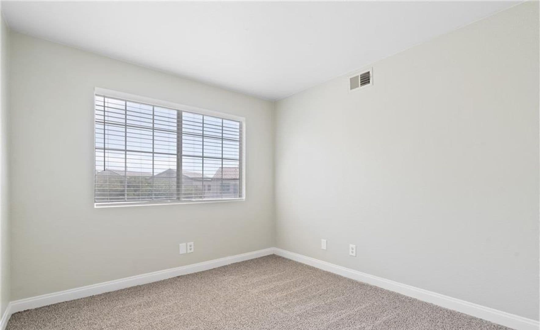 Las Vegas House: 2750 S. Durango Dr #2061