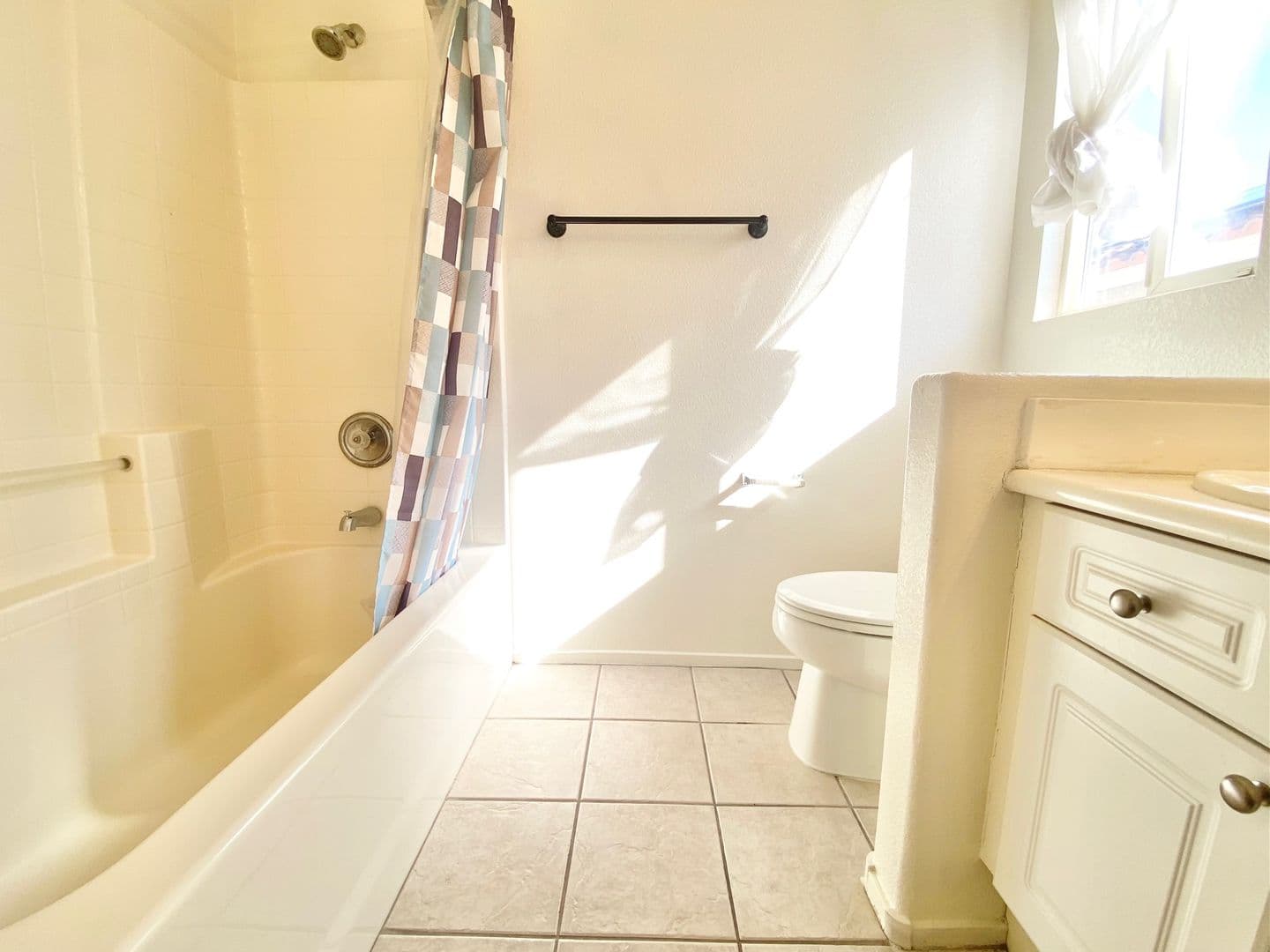Las Vegas House: 8482 Canvas Vest Court
