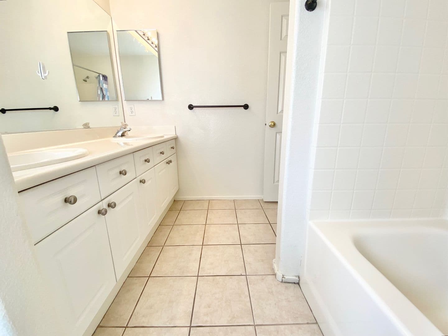 Las Vegas House: 8482 Canvas Vest Court