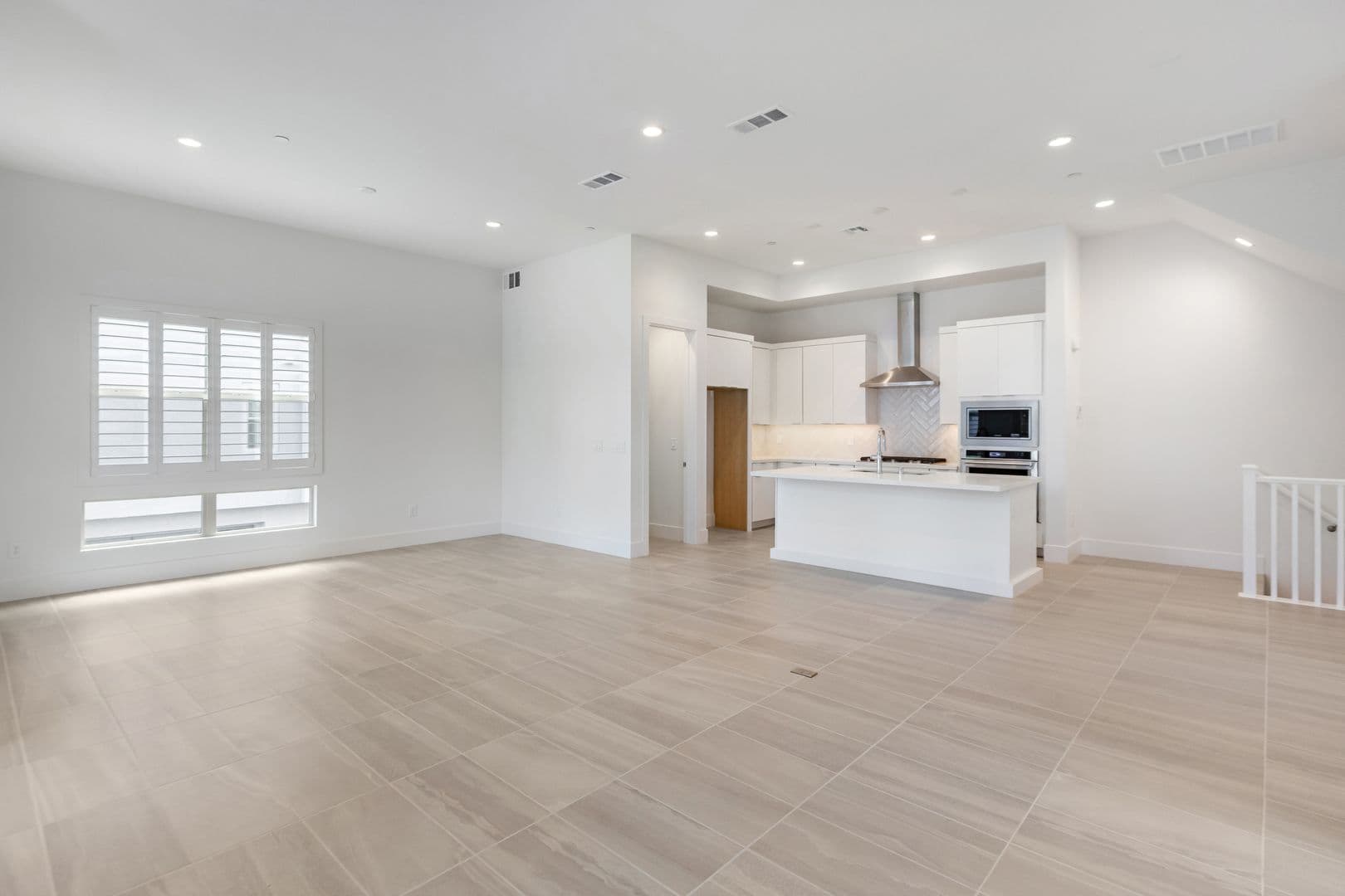 Las Vegas House: 647 Spotted Falcon St