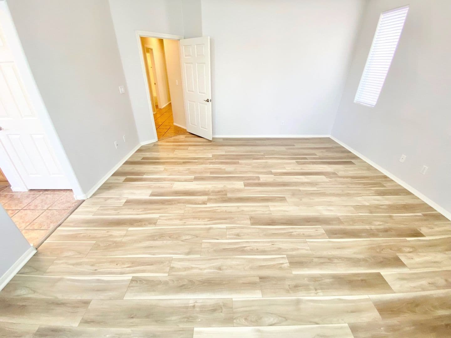 Las Vegas House: 208 Depaul Court