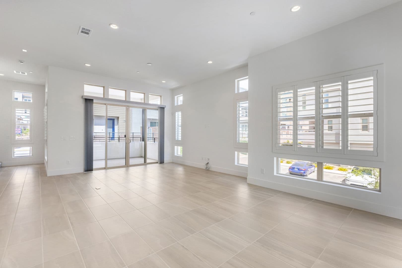 Las Vegas House: 647 Spotted Falcon St