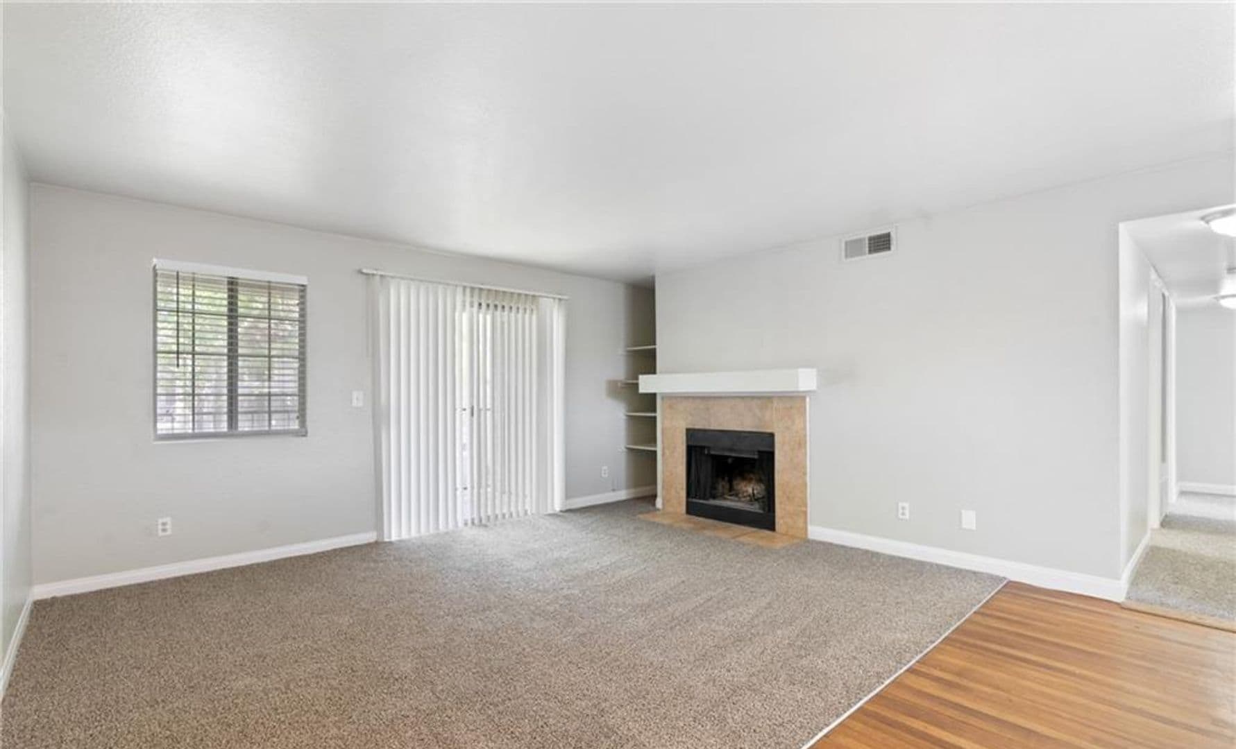 Las Vegas House: 2750 S. Durango Dr #2061