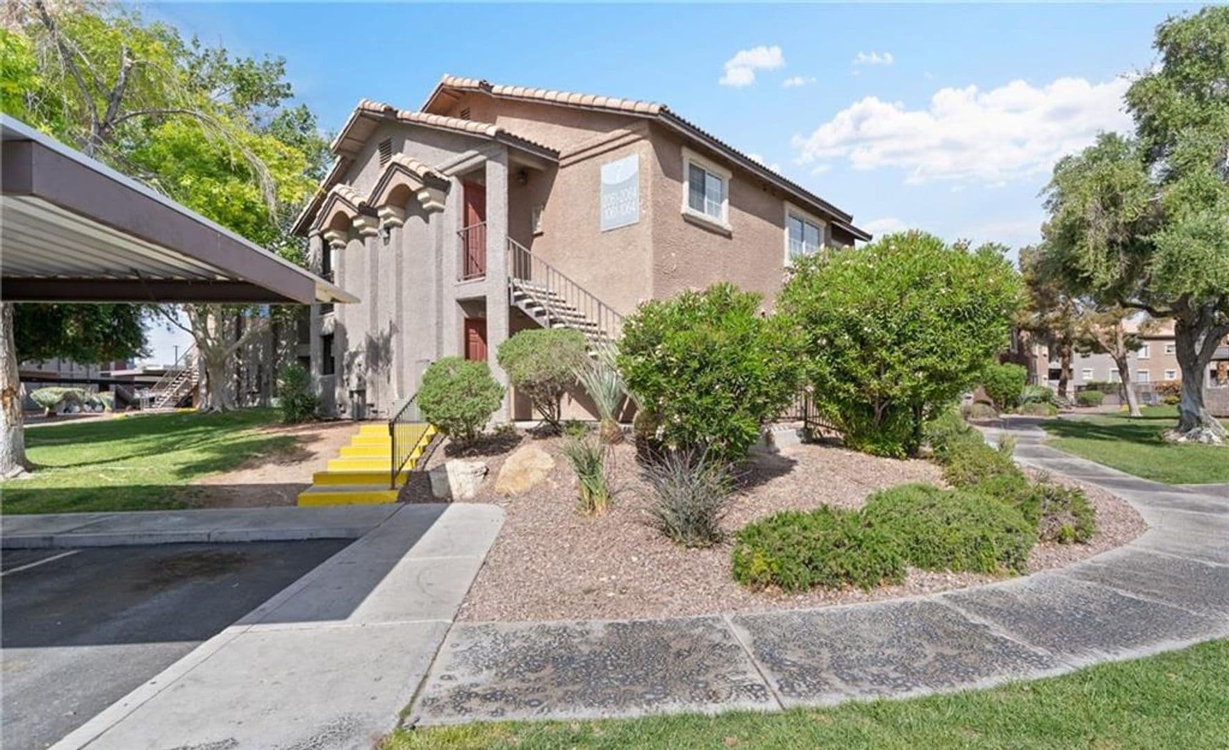 Las Vegas House: 2750 S. Durango Dr #2061