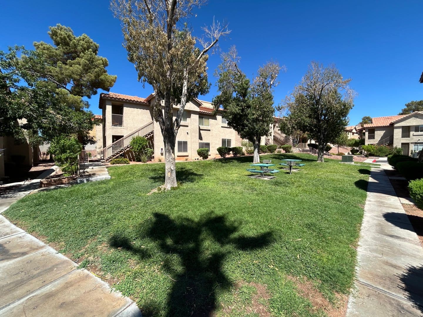 Las Vegas House: 2110 N Los Feliz St