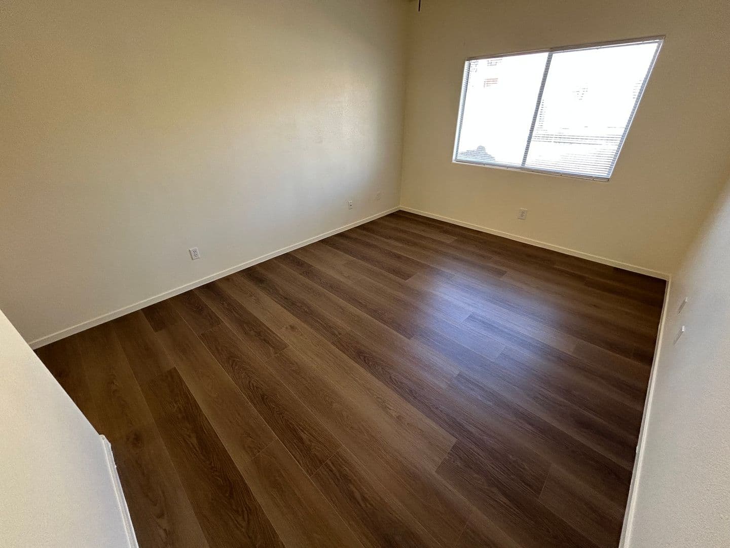 Las Vegas House: 2110 N Los Feliz St