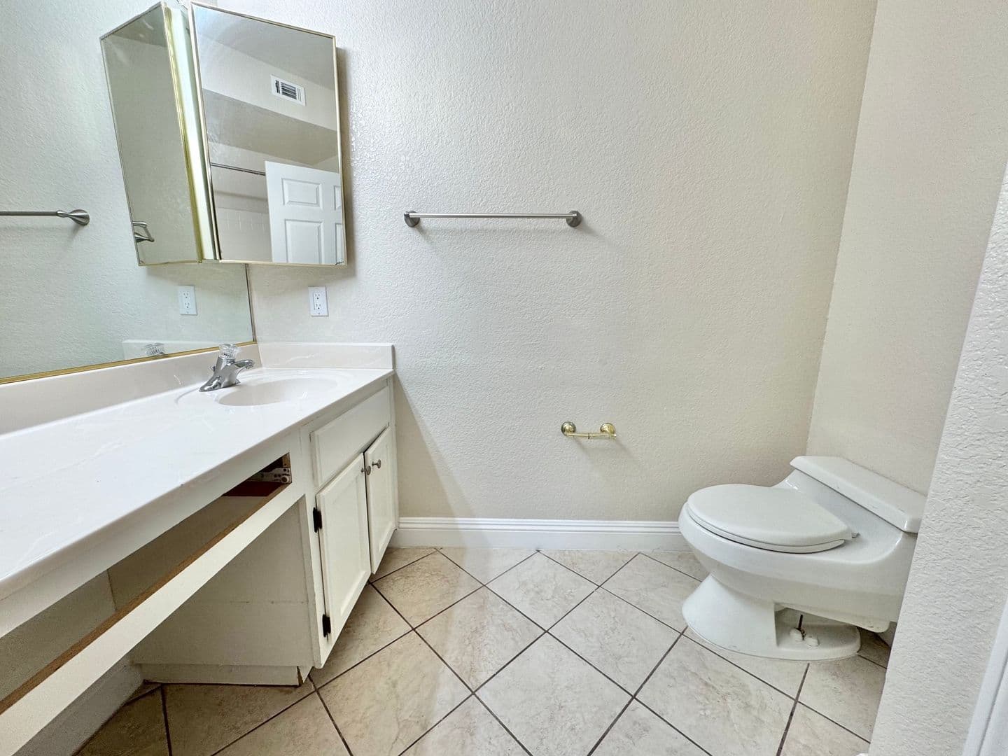 Henderson House: 2251 Wigwam Parkway #514