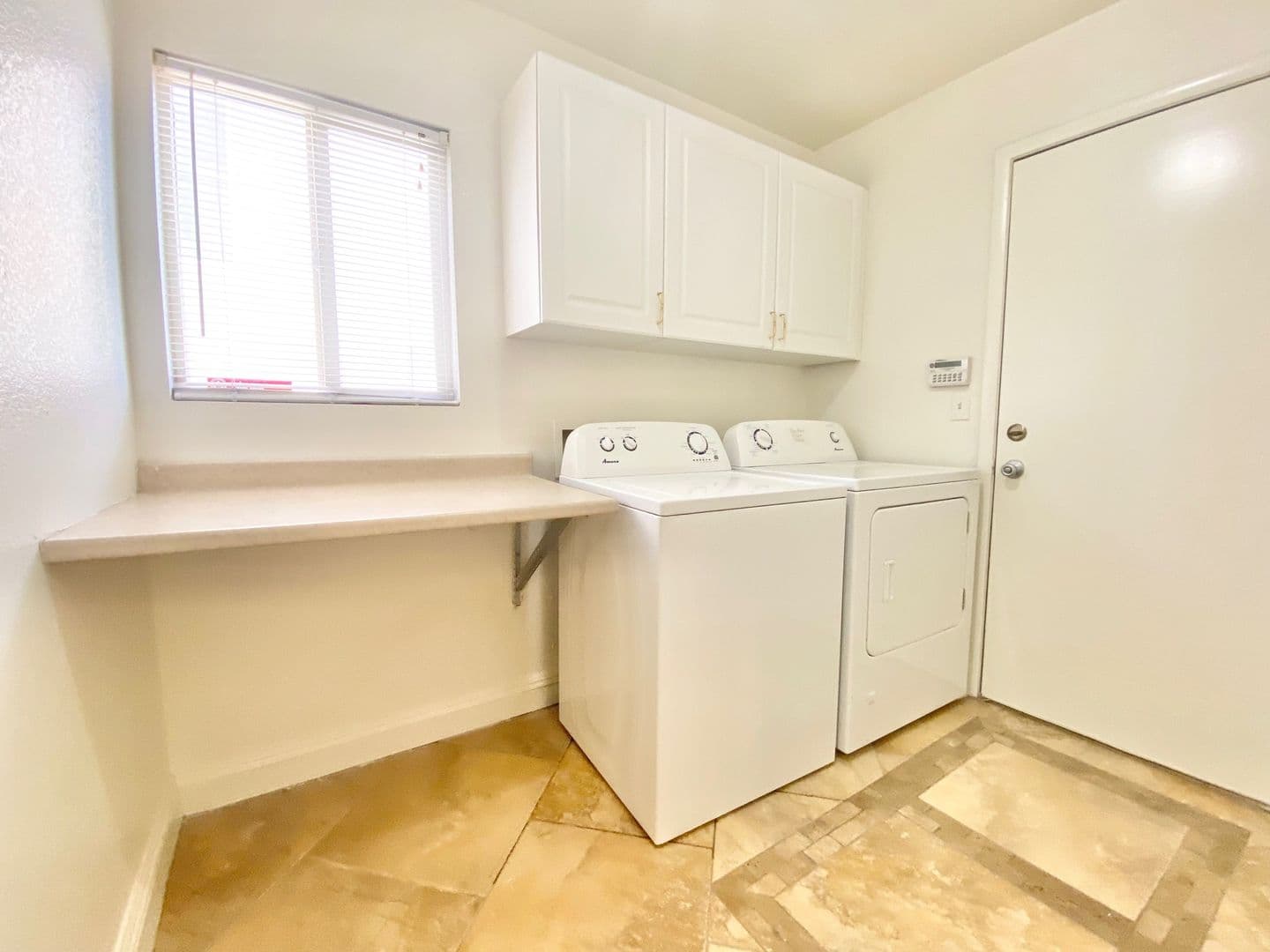 Las Vegas House: 8482 Canvas Vest Court