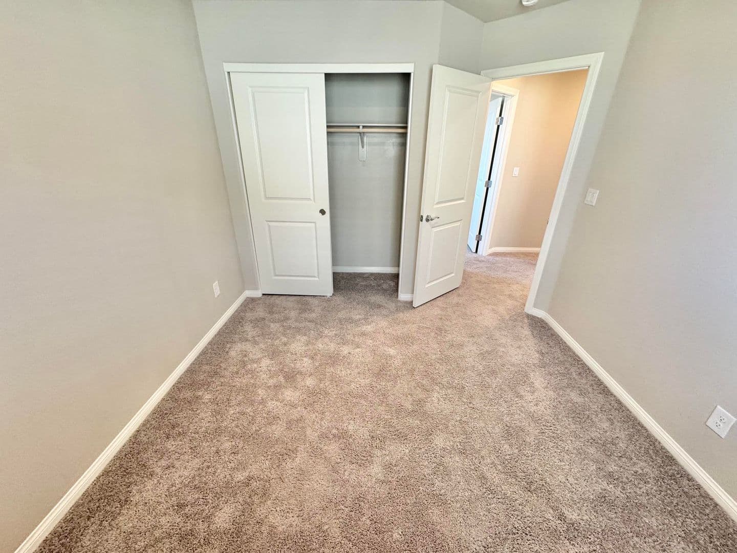 Las Vegas House: 7020 Colonial Ranch St
