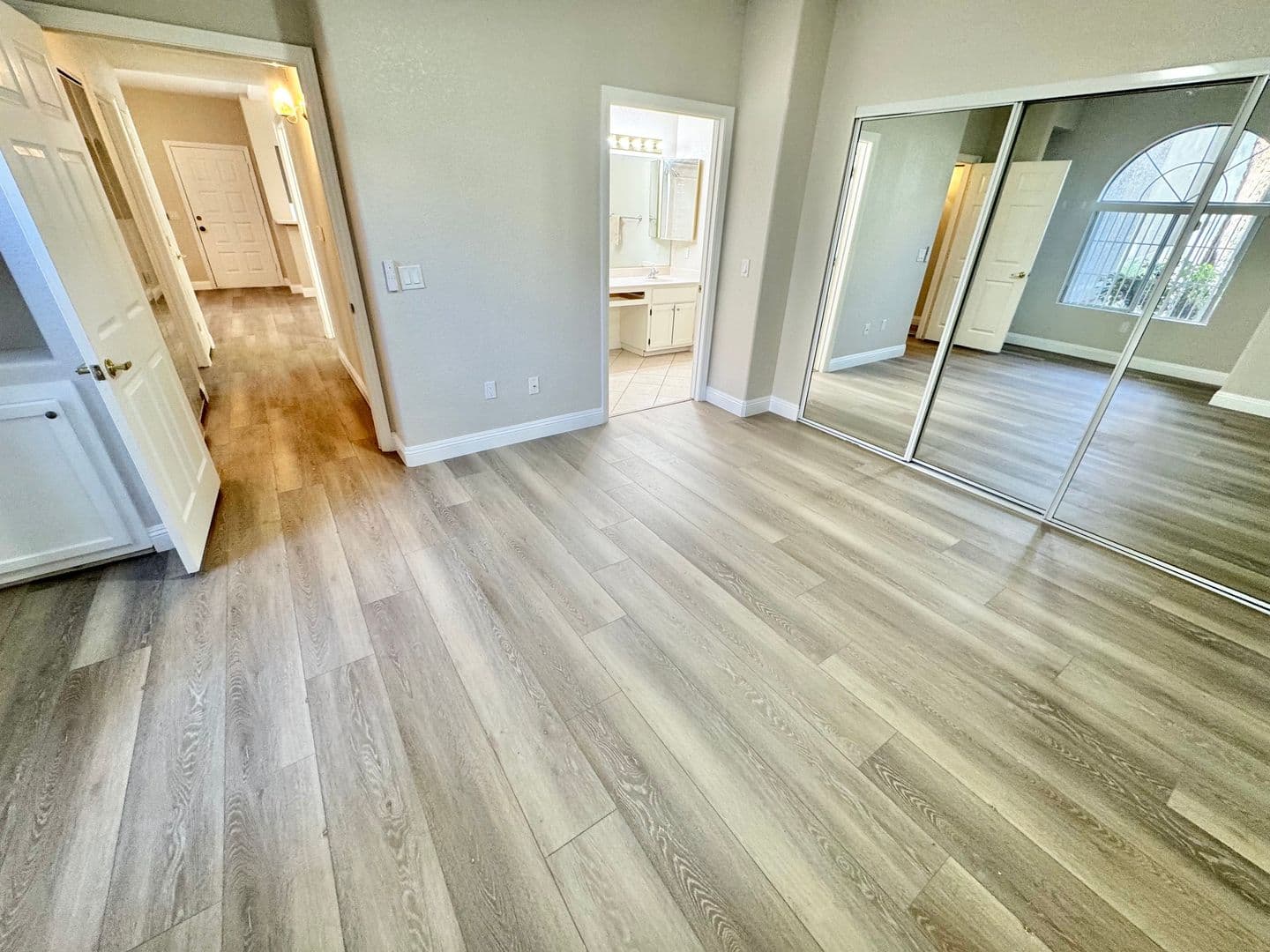 Henderson House: 2251 Wigwam Parkway #514