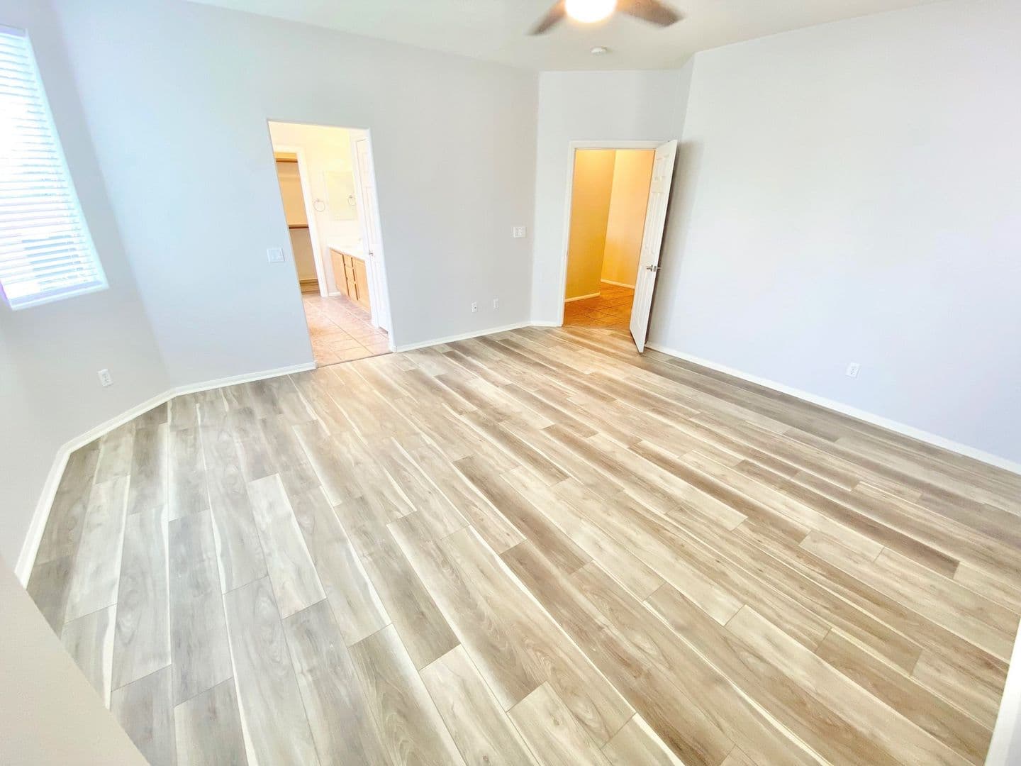 Las Vegas House: 208 Depaul Court