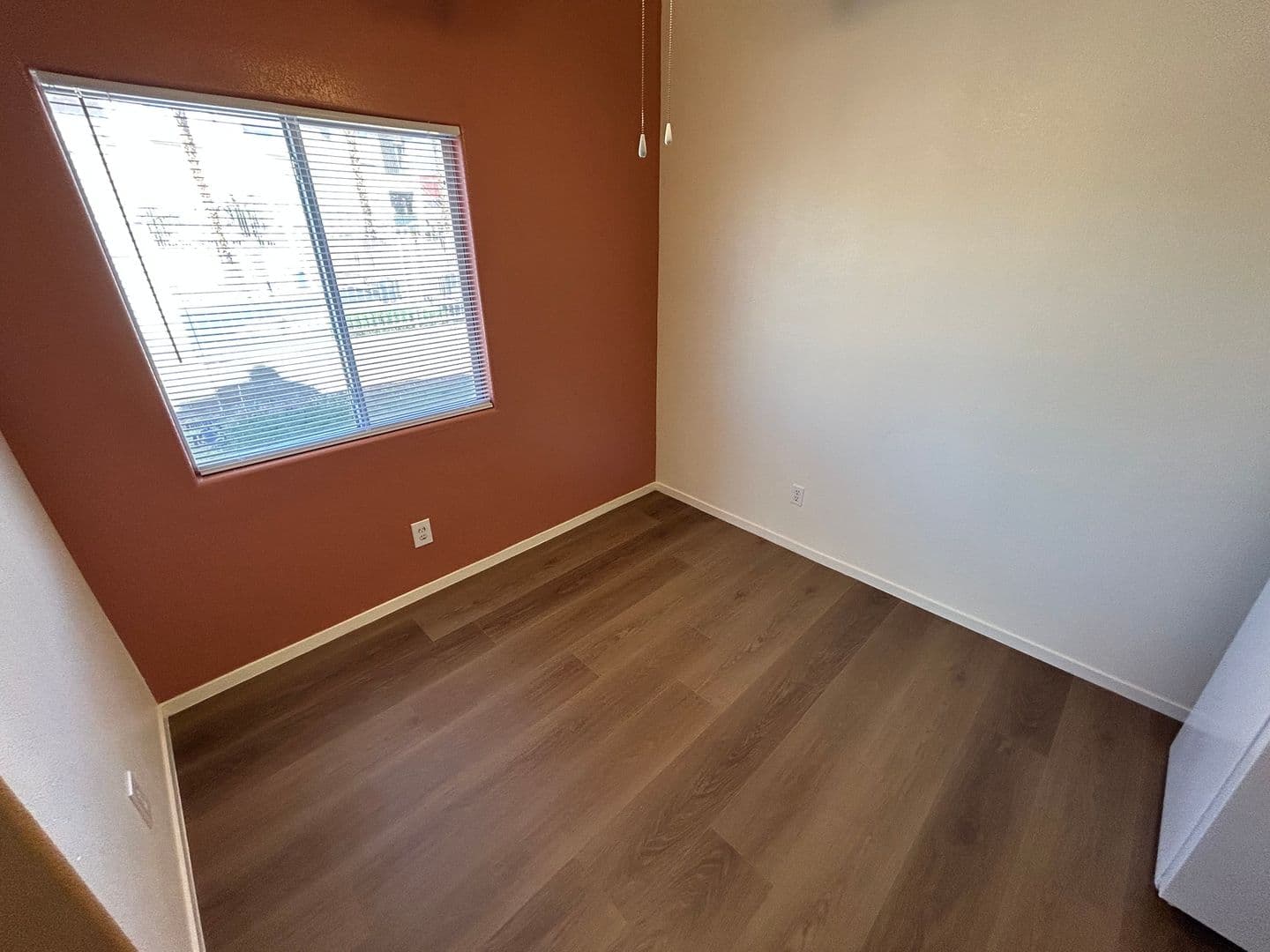 Las Vegas House: 2110 N Los Feliz St