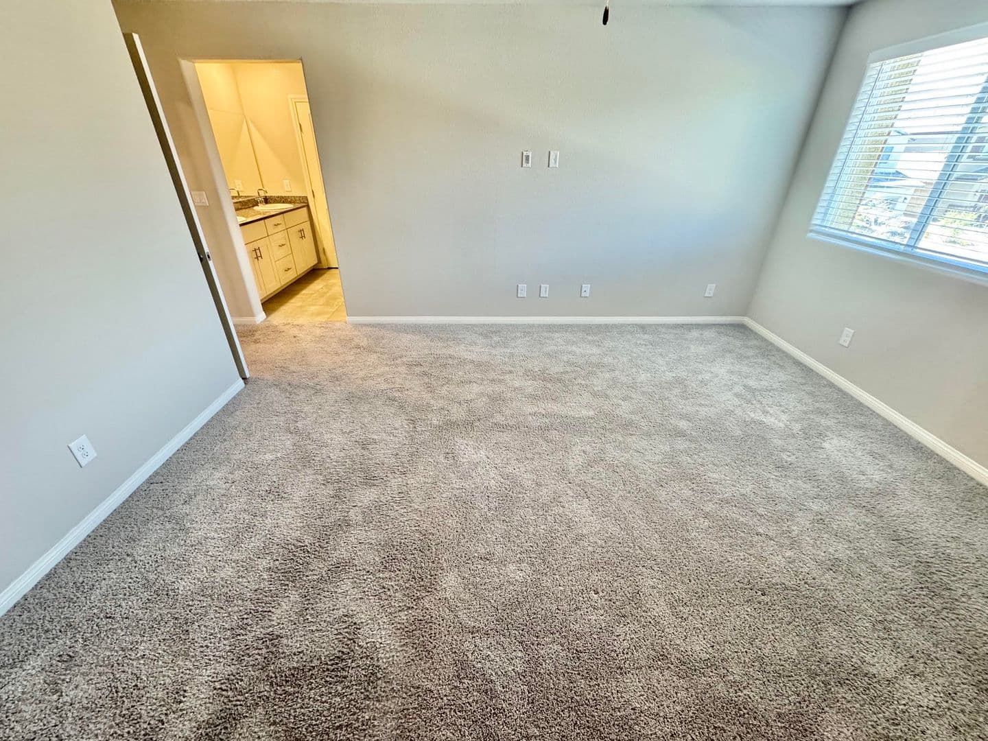Las Vegas House: 7020 Colonial Ranch St