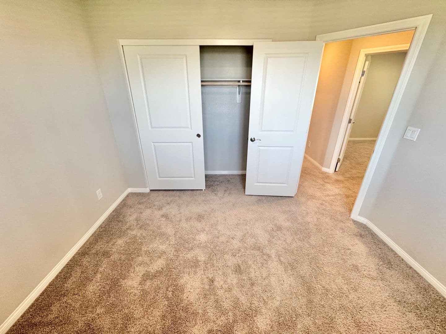 Las Vegas House: 7020 Colonial Ranch St