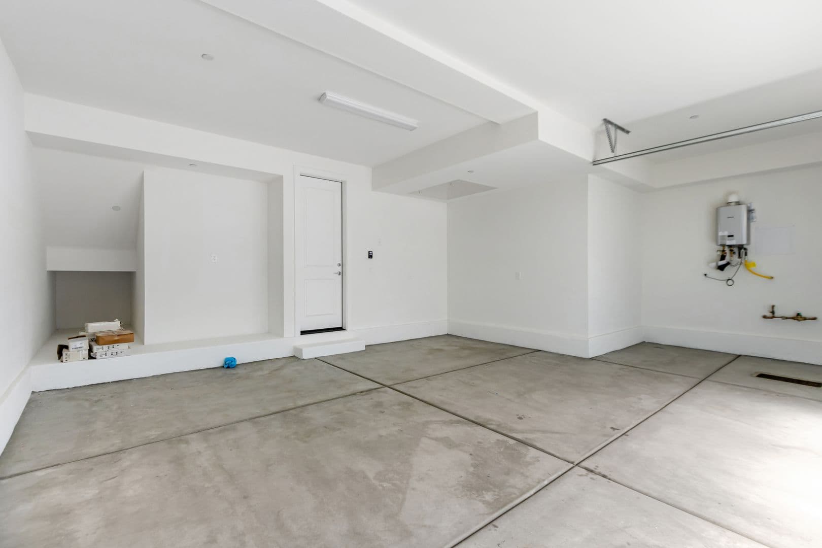Las Vegas House: 647 Spotted Falcon St