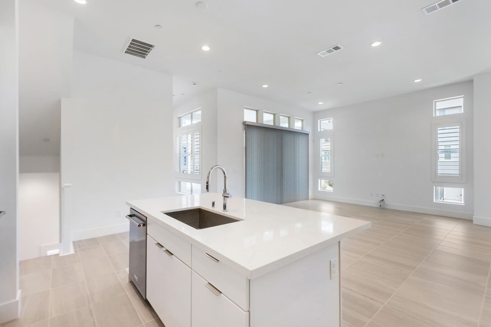 Las Vegas House: 647 Spotted Falcon St