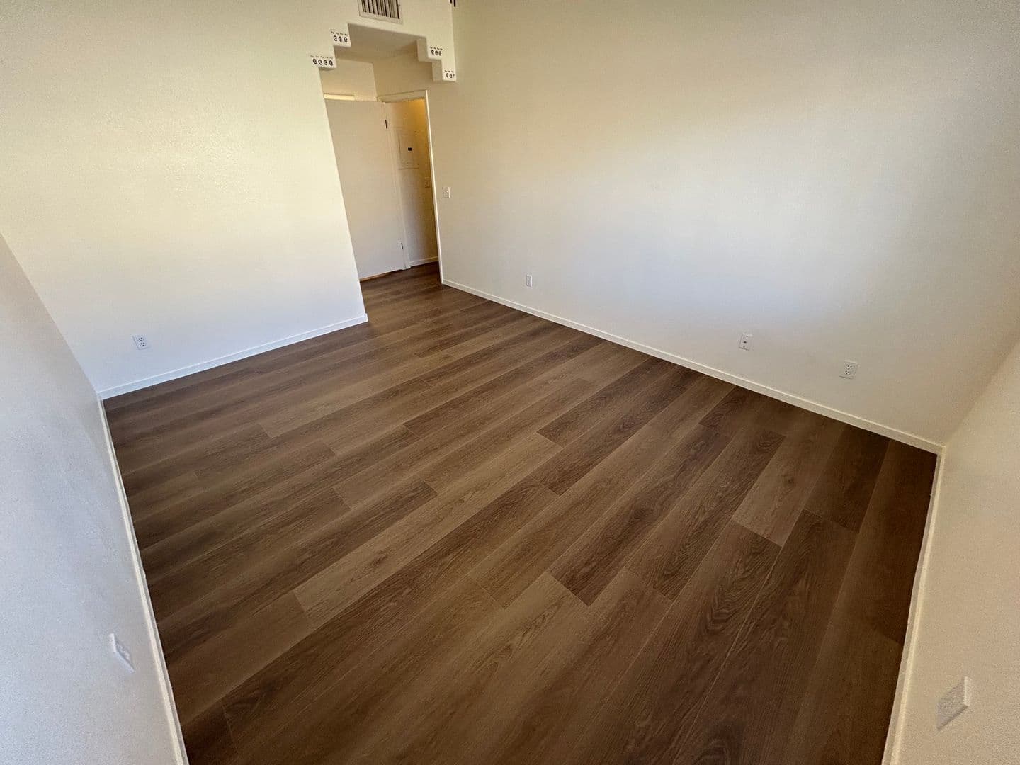 Las Vegas House: 2110 N Los Feliz St