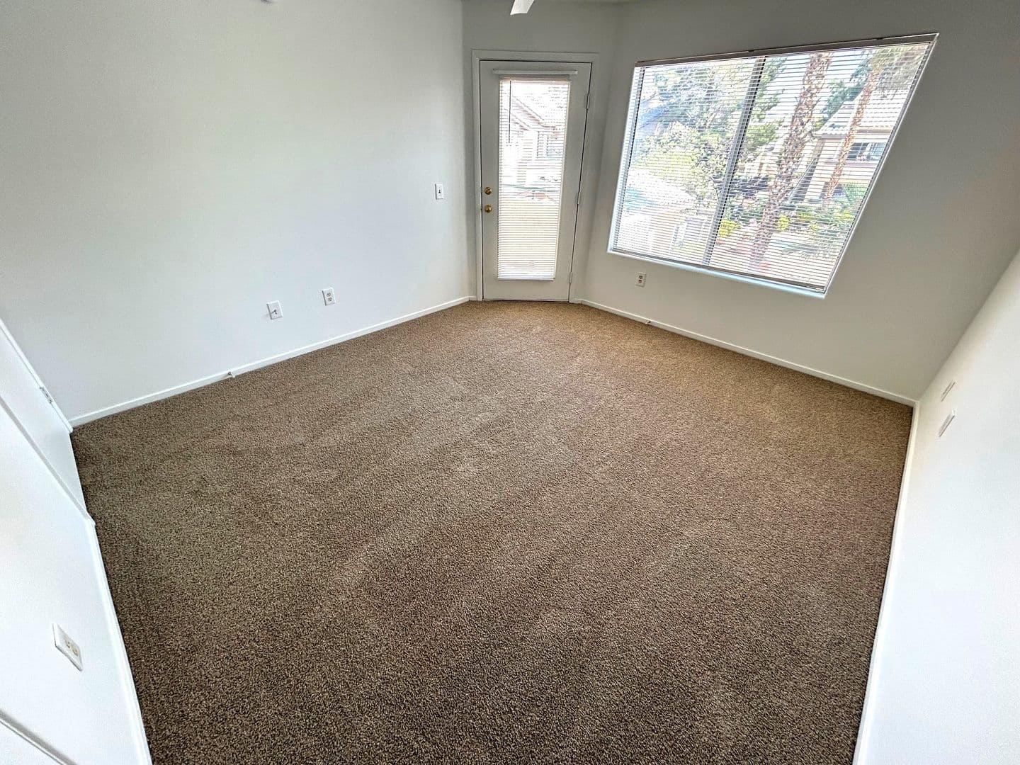 Las Vegas House: 5710 Tropicana Ave #2092